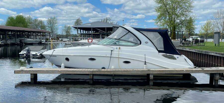 29ft Rinker Yacht For Sale