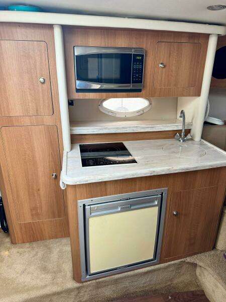 29ft Rinker Yacht For Sale