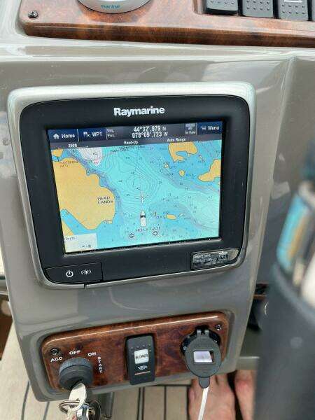 29ft Rinker Yacht For Sale