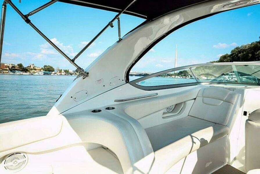 29ft Rinker Yacht For Sale
