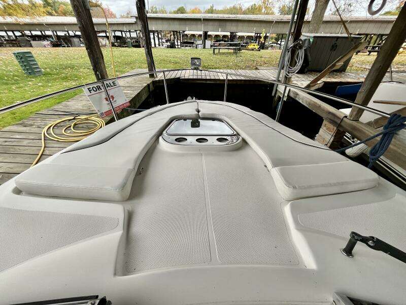 29ft Rinker Yacht For Sale