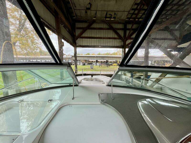 29ft Rinker Yacht For Sale