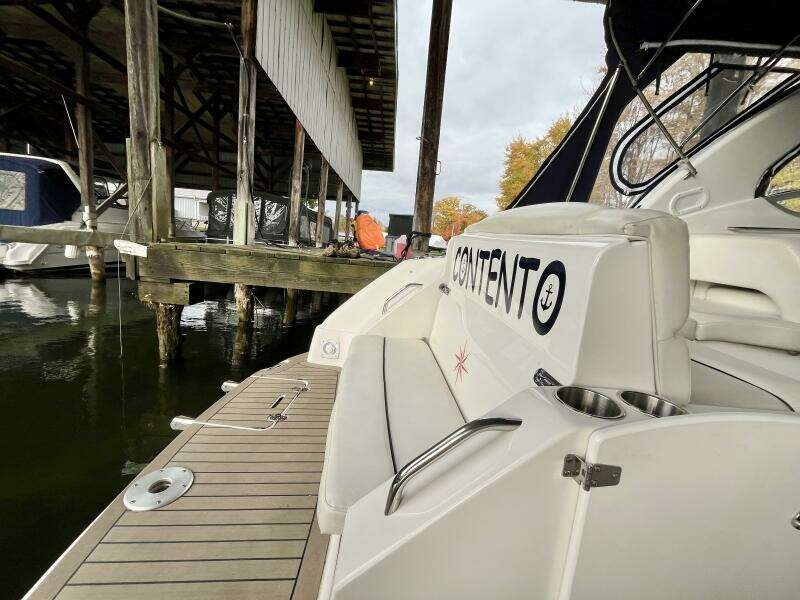 29ft Rinker Yacht For Sale