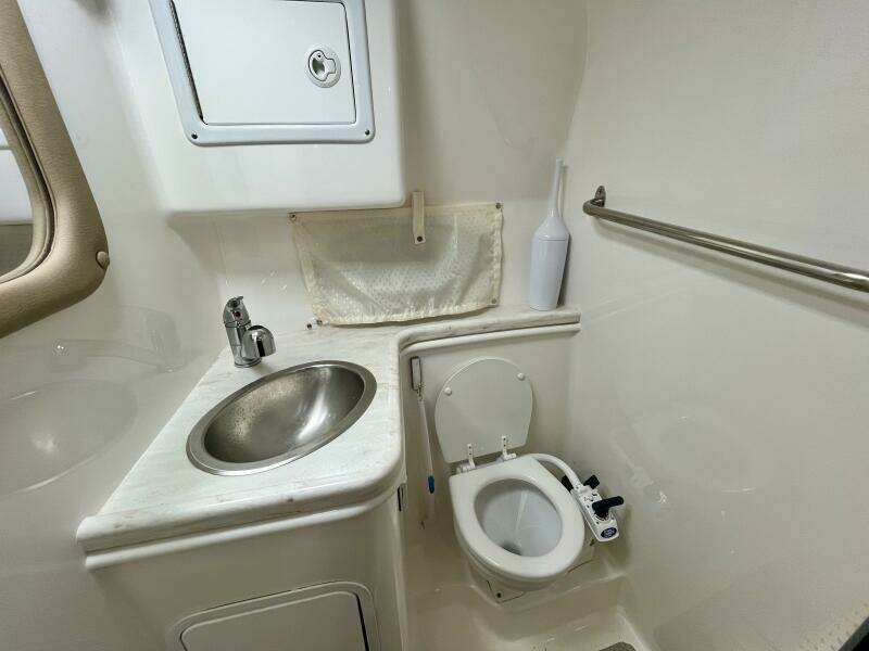 29ft Rinker Yacht For Sale