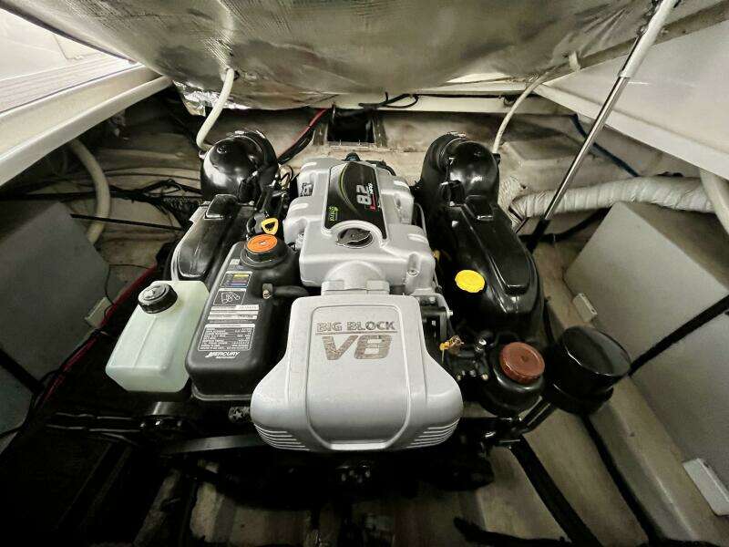 29ft Rinker Yacht For Sale