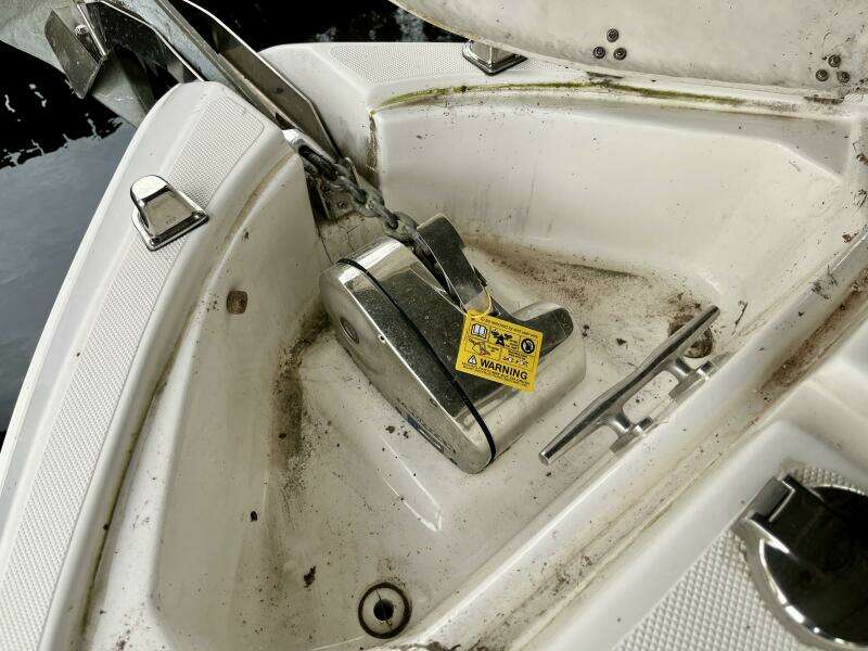 29ft Rinker Yacht For Sale