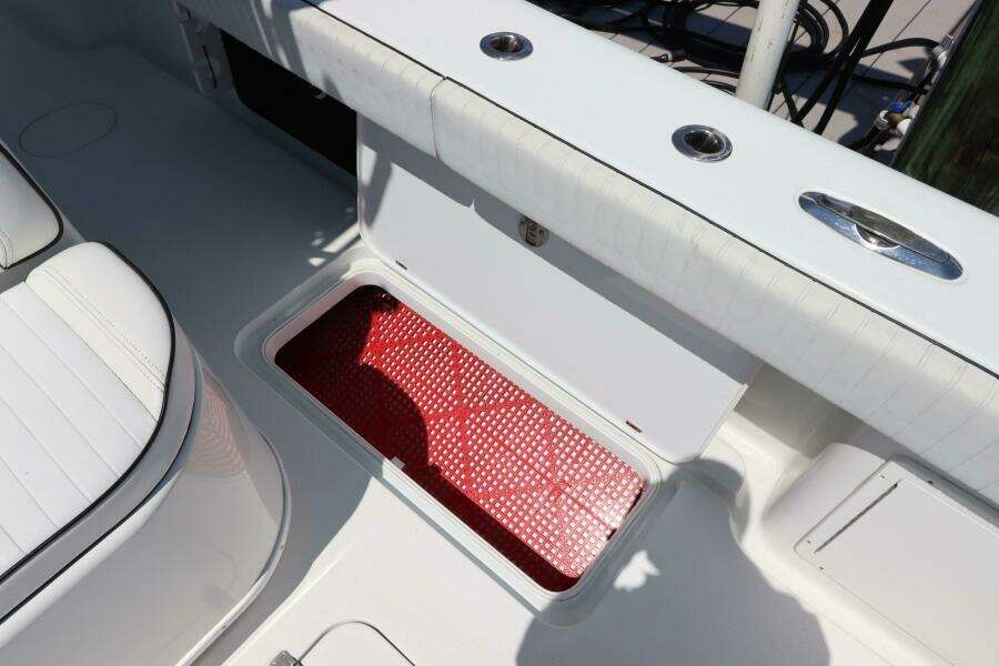 32ft Yellowfin Yacht For Sale