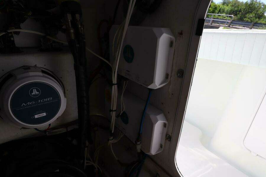 32ft Yellowfin Yacht For Sale