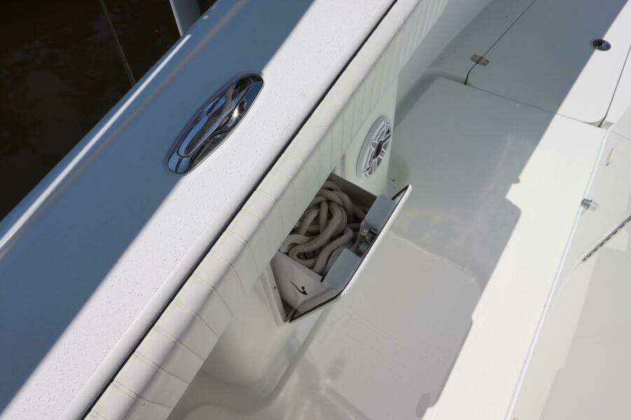 32ft Yellowfin Yacht For Sale