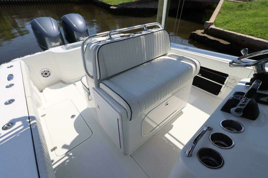 32ft Yellowfin Yacht For Sale