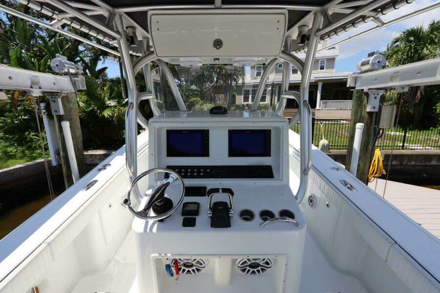 32ft Yellowfin Yacht For Sale