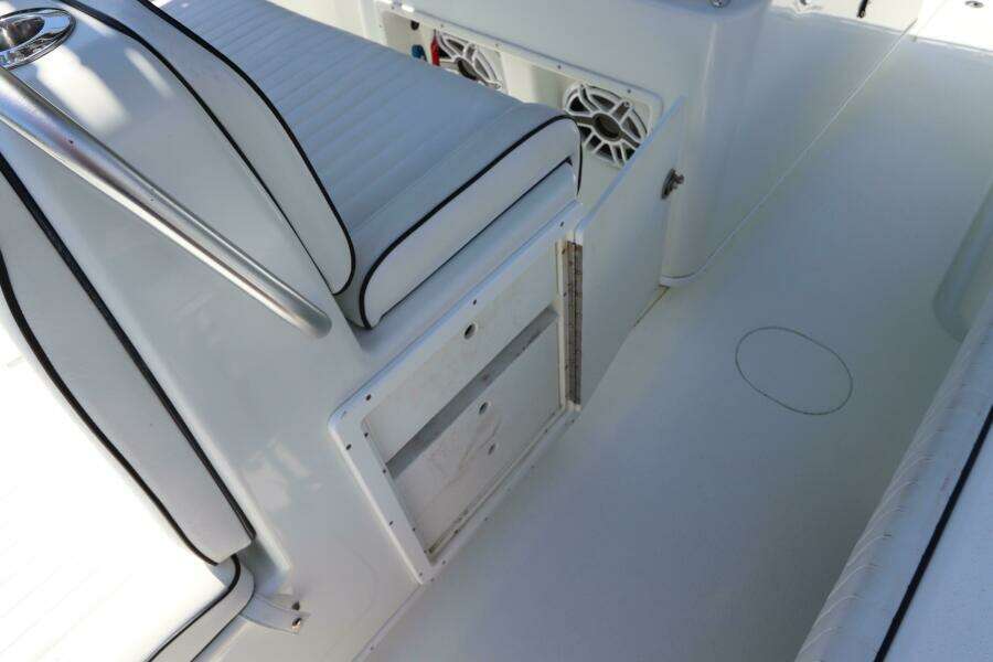32ft Yellowfin Yacht For Sale