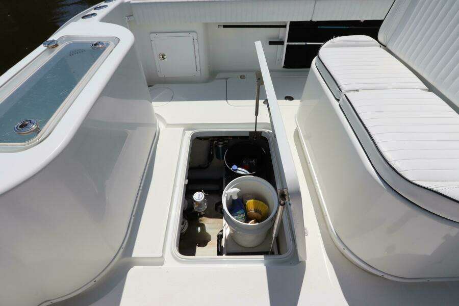 32ft Yellowfin Yacht For Sale