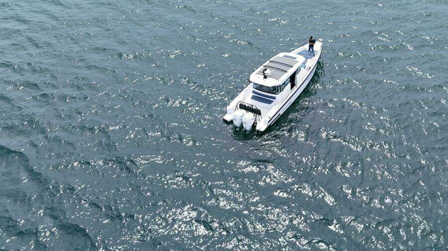 37ft Axopar Yacht For Sale