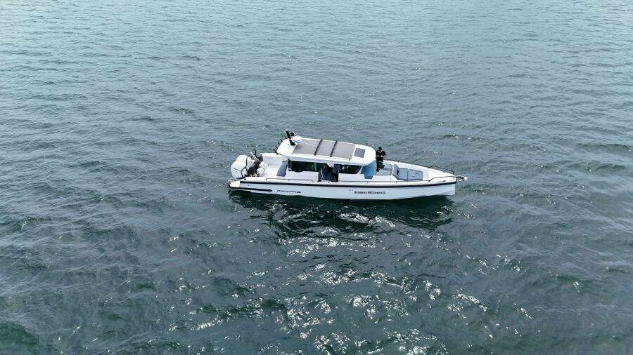 37ft Axopar Yacht For Sale