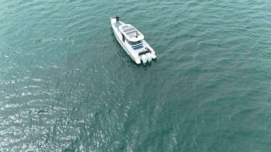 37ft Axopar Yacht For Sale