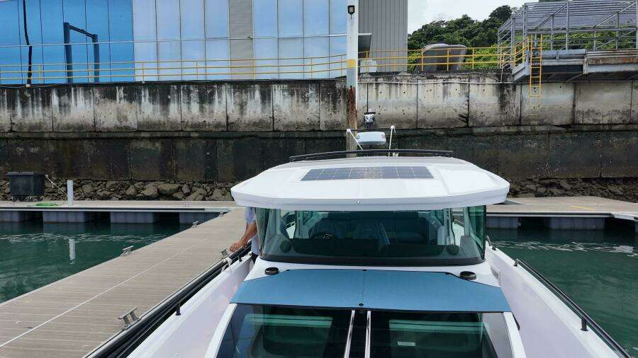 37ft Axopar Yacht For Sale