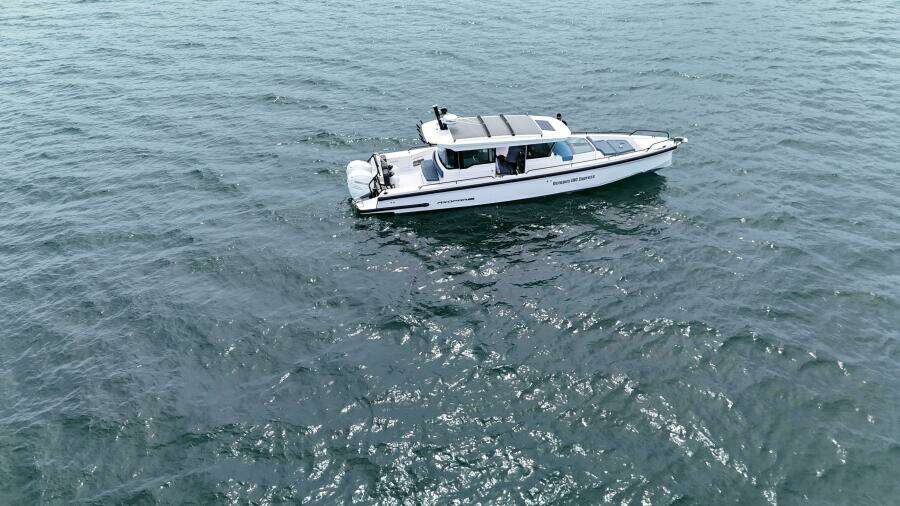 37ft Axopar Yacht For Sale