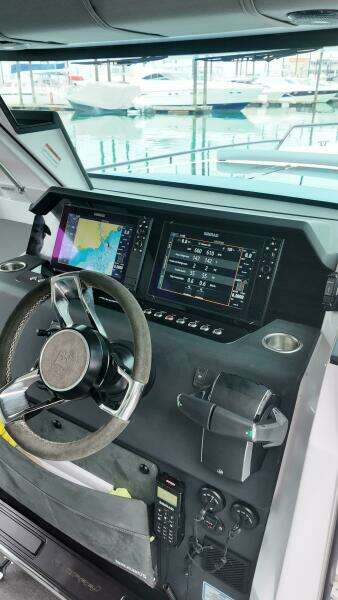 37ft Axopar Yacht For Sale