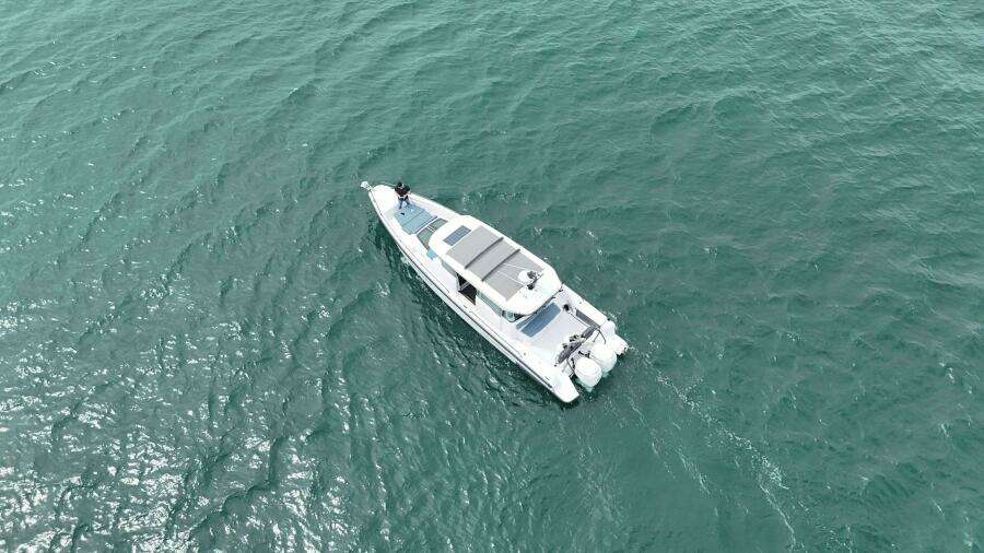 37ft Axopar Yacht For Sale