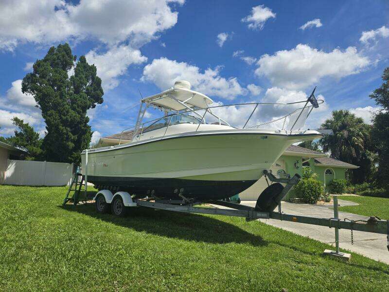 23ft Trophy Yacht For Sale