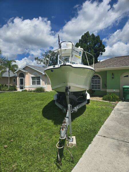 23ft Trophy Yacht For Sale