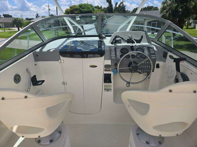 23ft Trophy Yacht For Sale