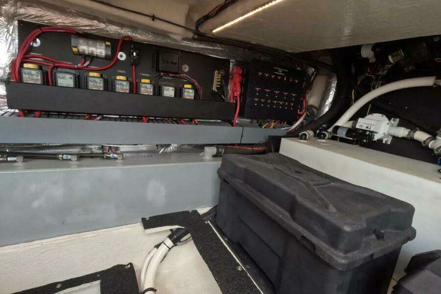 38ft Regal Yacht For Sale