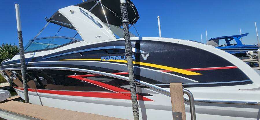 31ft Formula Yacht For Sale