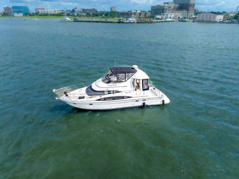 FIESTA BAYB 44ft Carver Yacht For Sale