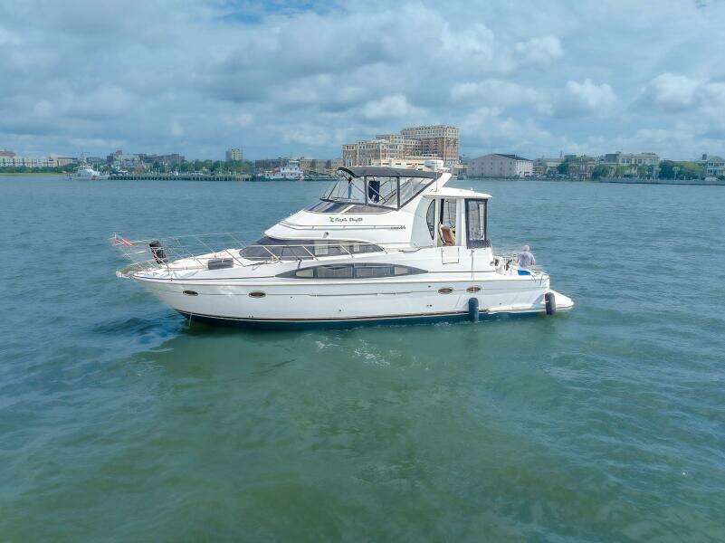 FIESTA BAYB 44ft Carver Yacht For Sale