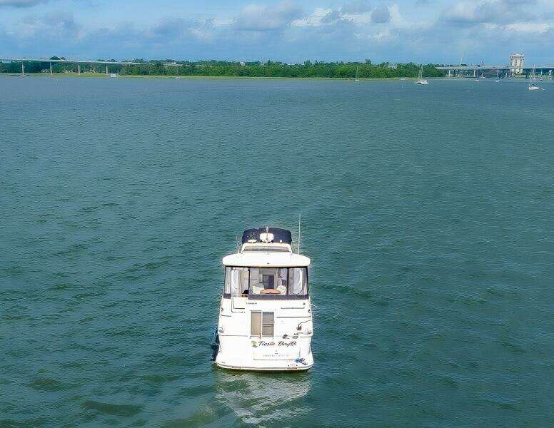 FIESTA BAYB 44ft Carver Yacht For Sale