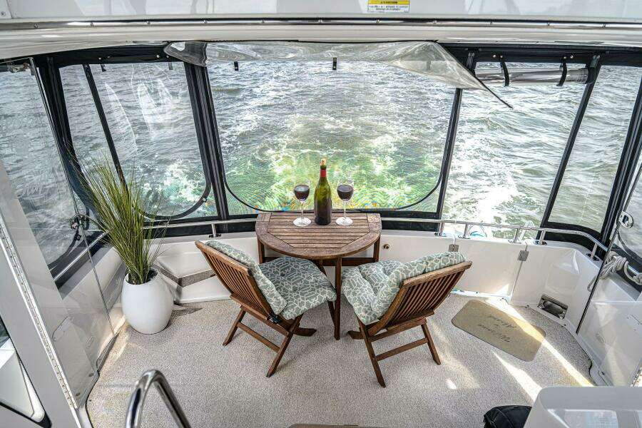 FIESTA BAYB 44ft Carver Yacht For Sale