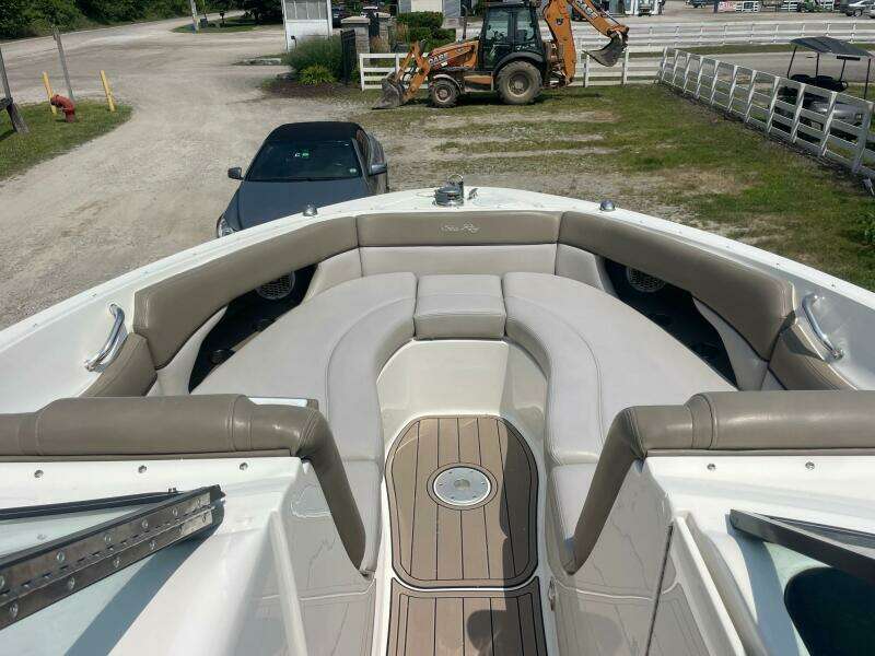 30ft Sea Ray Yacht For Sale