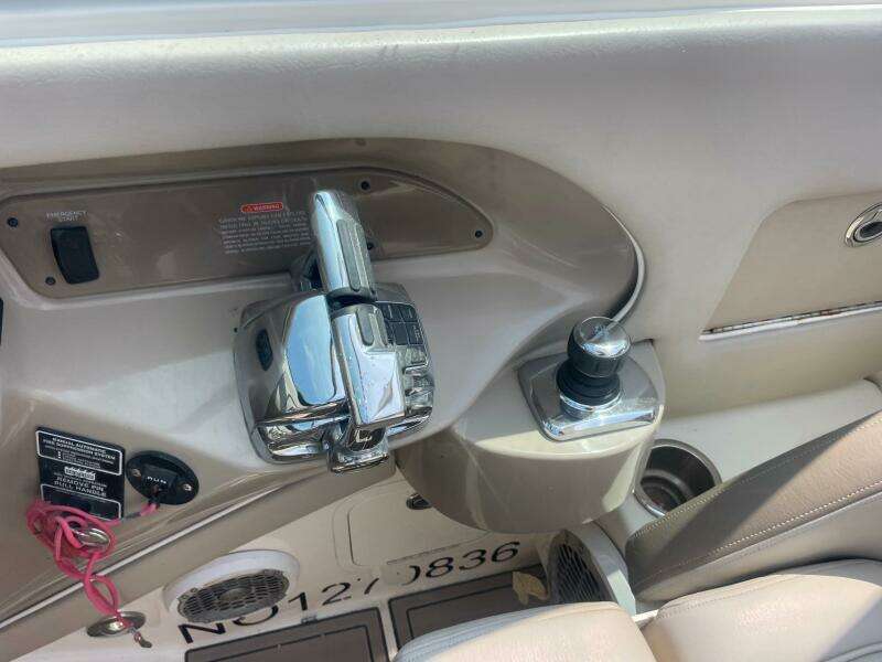 30ft Sea Ray Yacht For Sale
