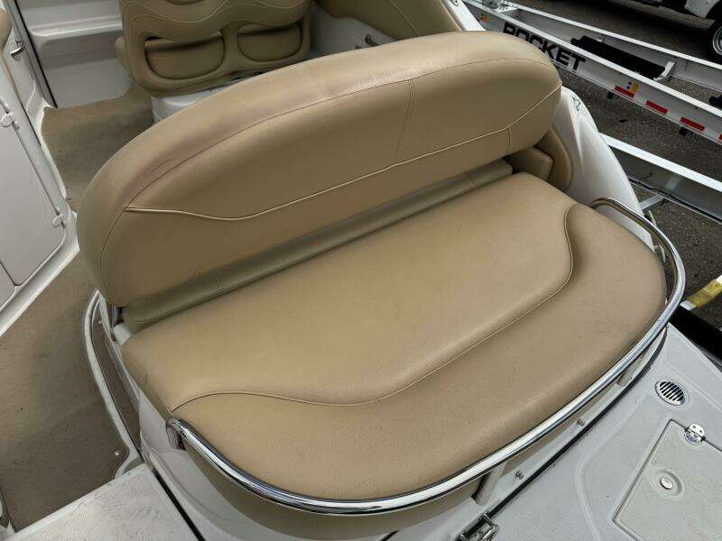 26ft Crownline Yacht For Sale