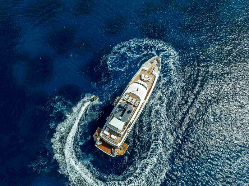 UNIQUE S 117ft Sanlorenzo Yacht For Sale