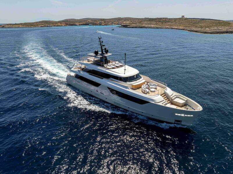 UNIQUE S 117ft Sanlorenzo Yacht For Sale