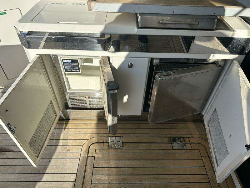 Mandjet 49ft Marquis Yacht For Sale