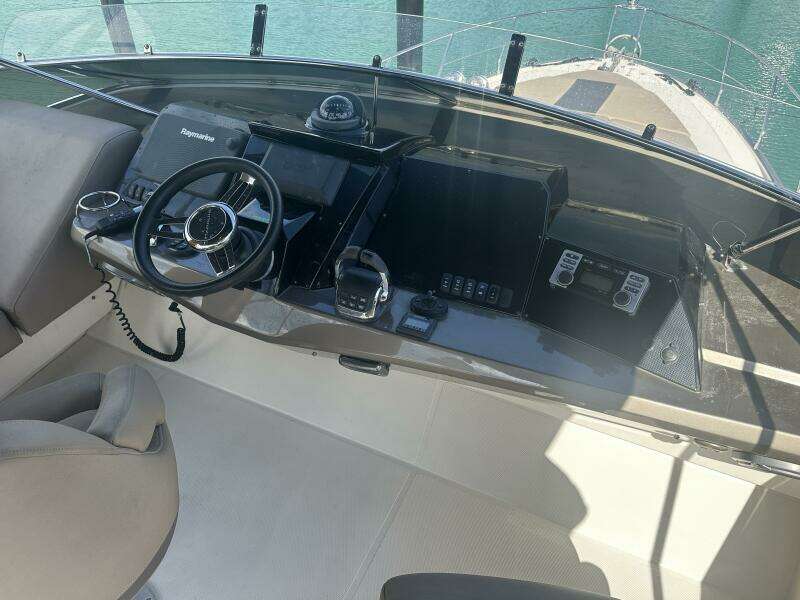 Mandjet 49ft Marquis Yacht For Sale