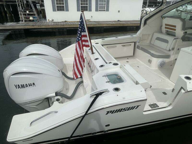 Shep s Ahoy 32ft Pursuit Yacht For Sale