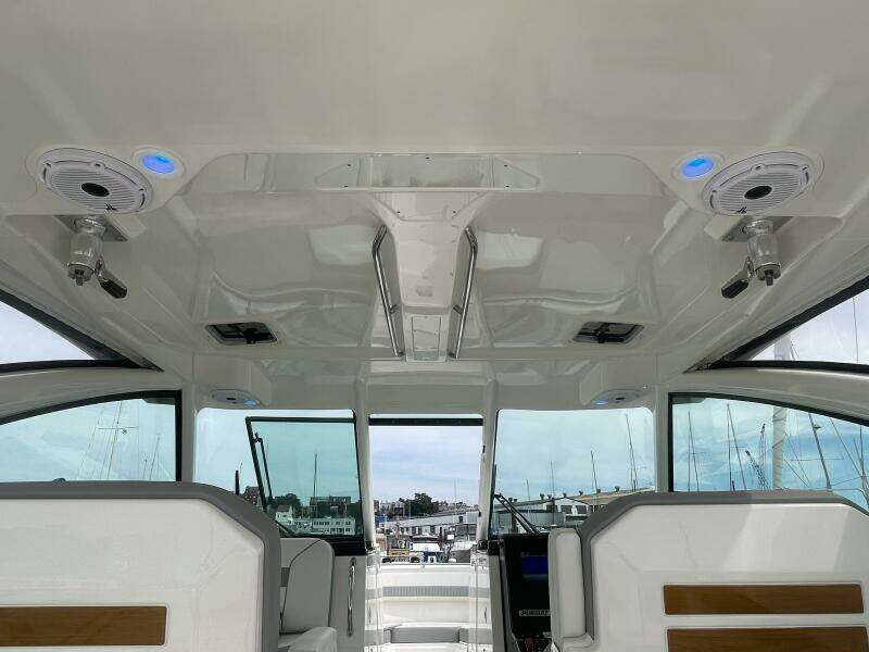 Shep s Ahoy 32ft Pursuit Yacht For Sale