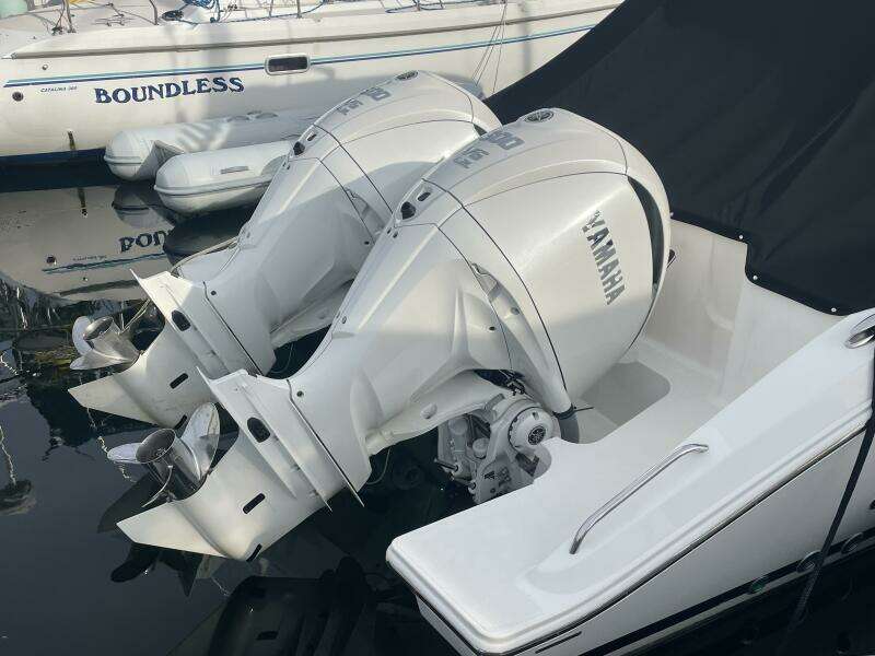 Shep s Ahoy 32ft Pursuit Yacht For Sale