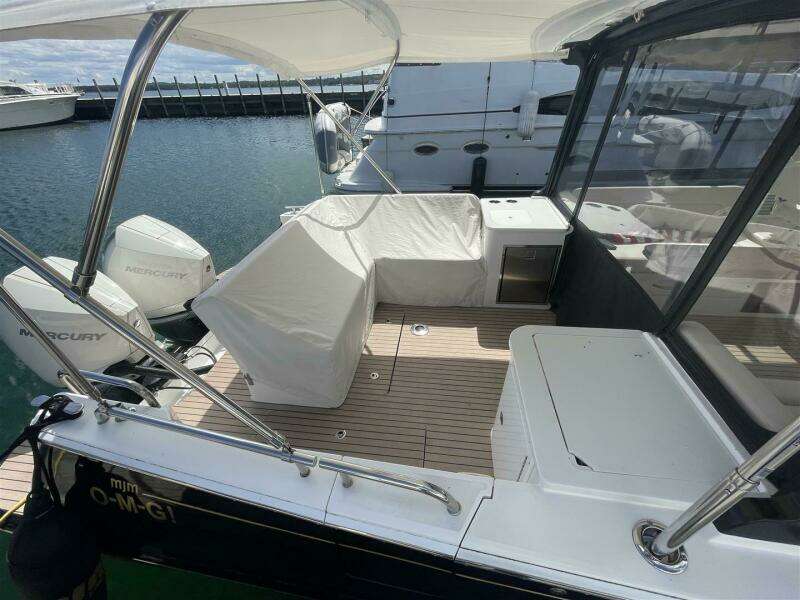 O M G 38ft MJM Yacht For Sale