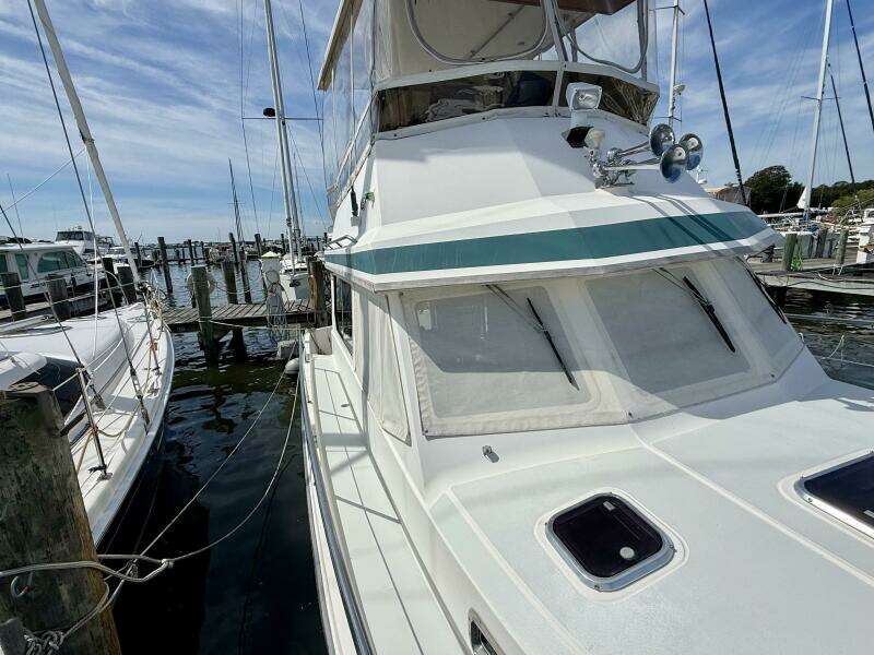 Daystar 34ft Sabre Yacht For Sale