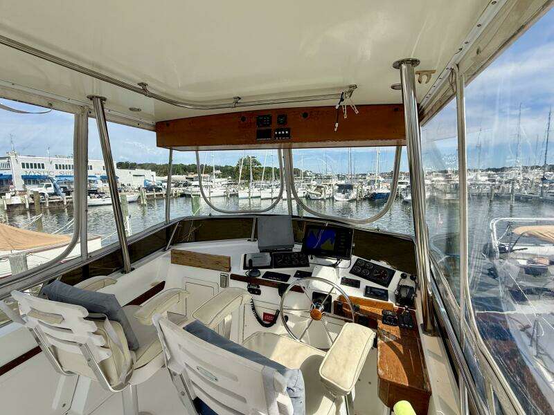 Daystar 34ft Sabre Yacht For Sale