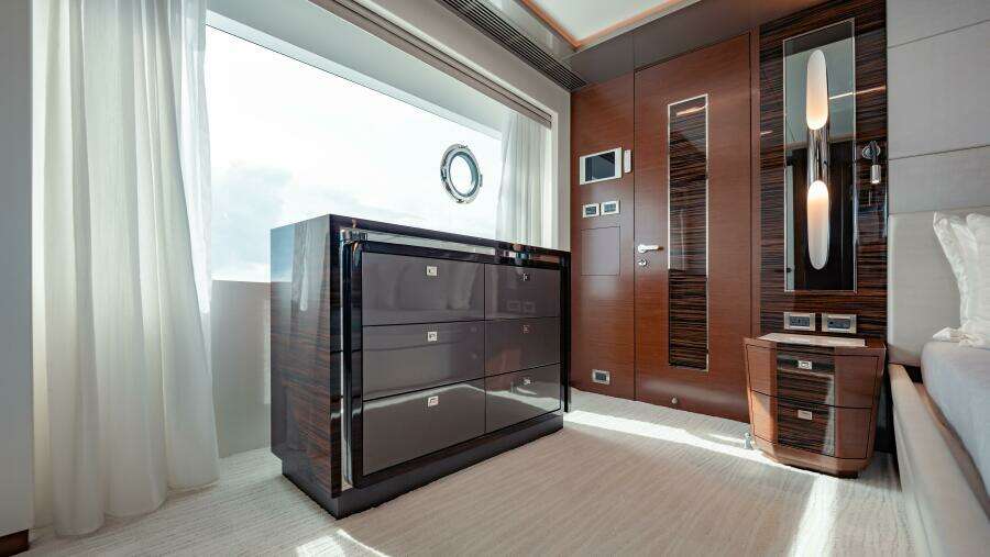 2021 Ocean Alexander 28R