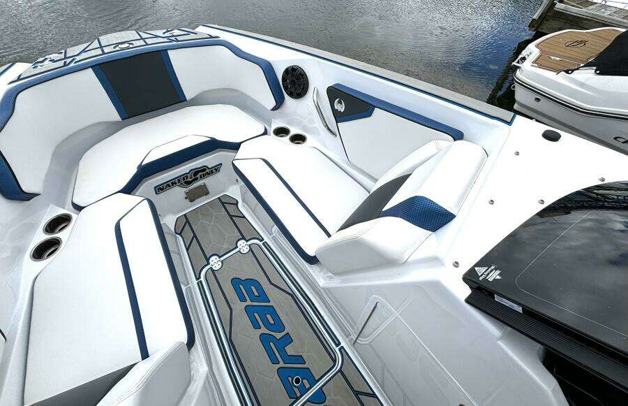 25ft Scarab Yacht For Sale
