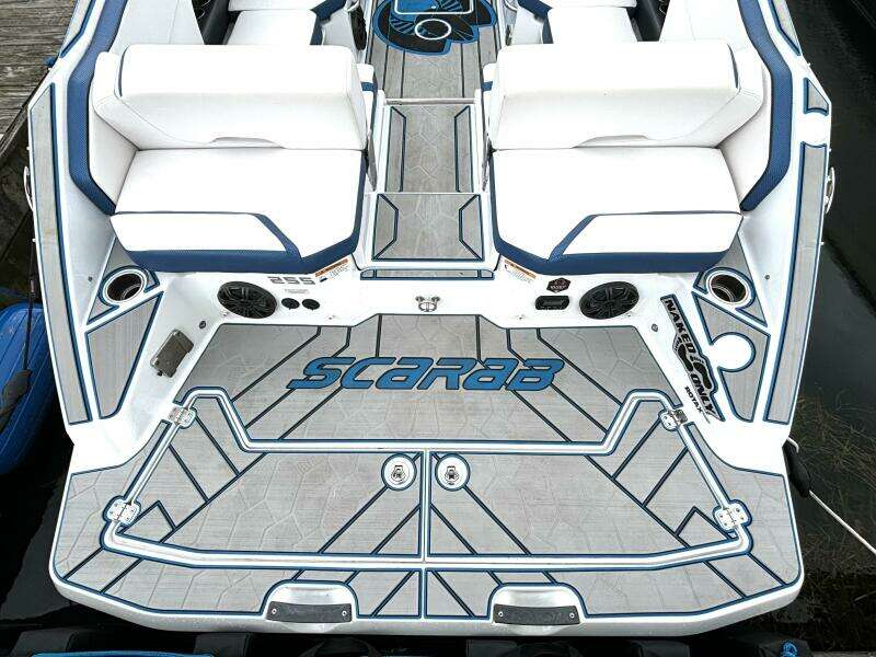 25ft Scarab Yacht For Sale