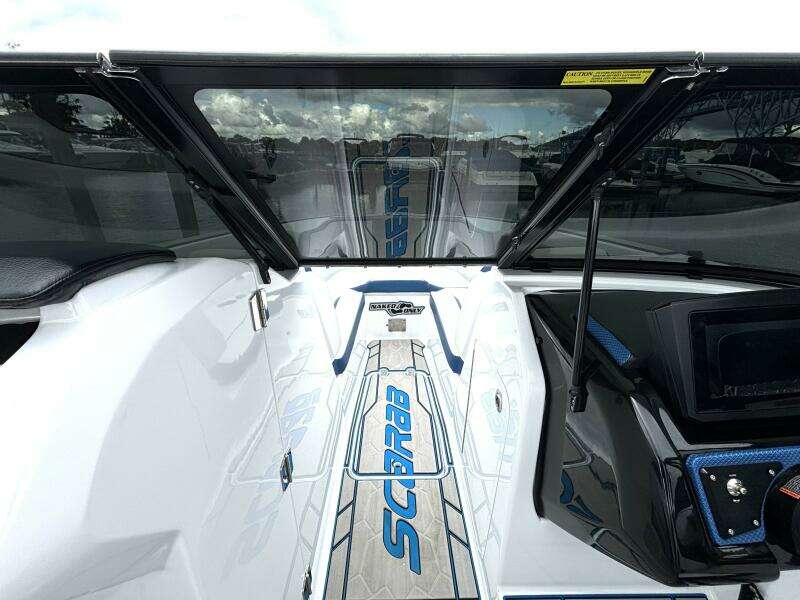 25ft Scarab Yacht For Sale